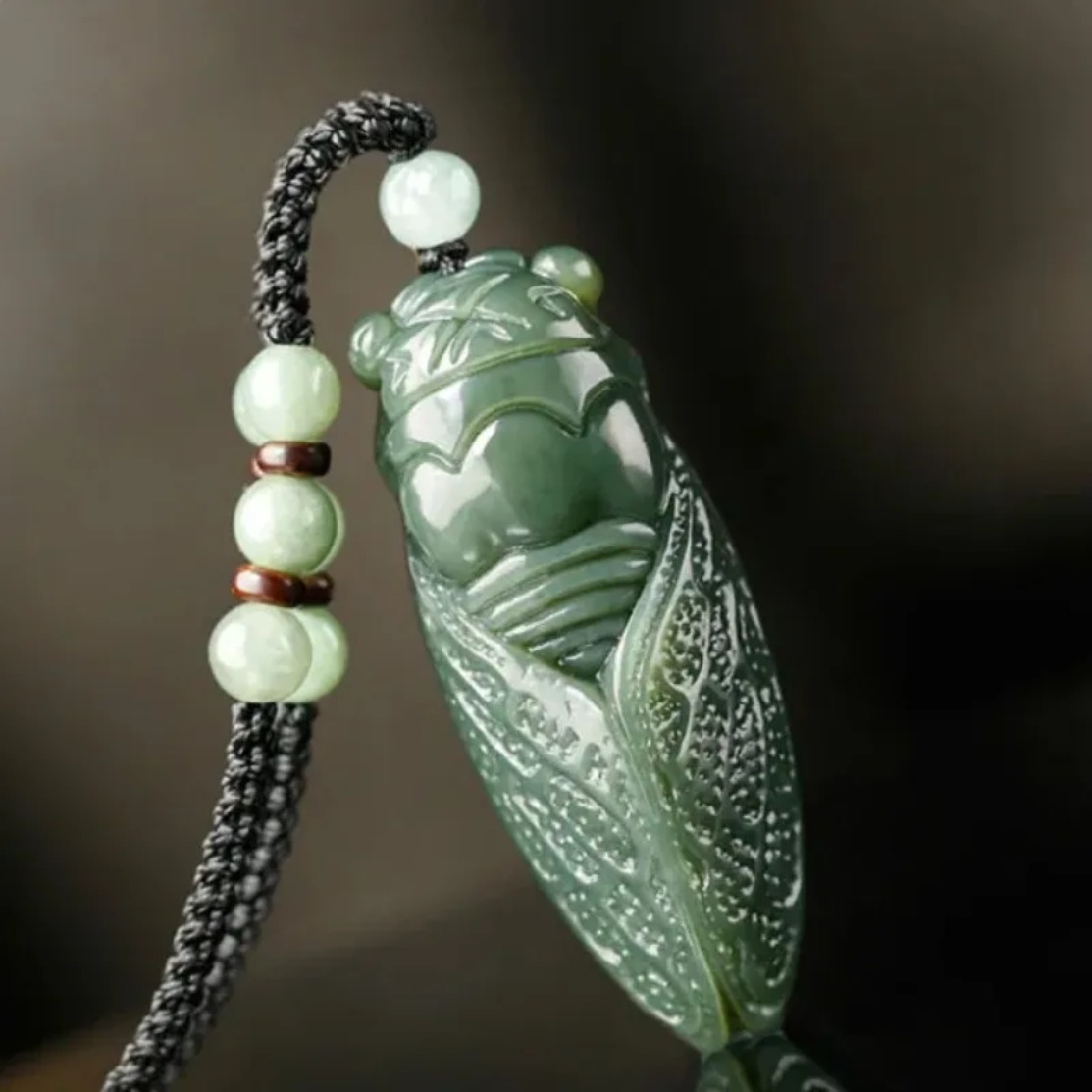 Natural Hetian Jade Cicada Pen - Women'S Fashion Jewellery recension och pris