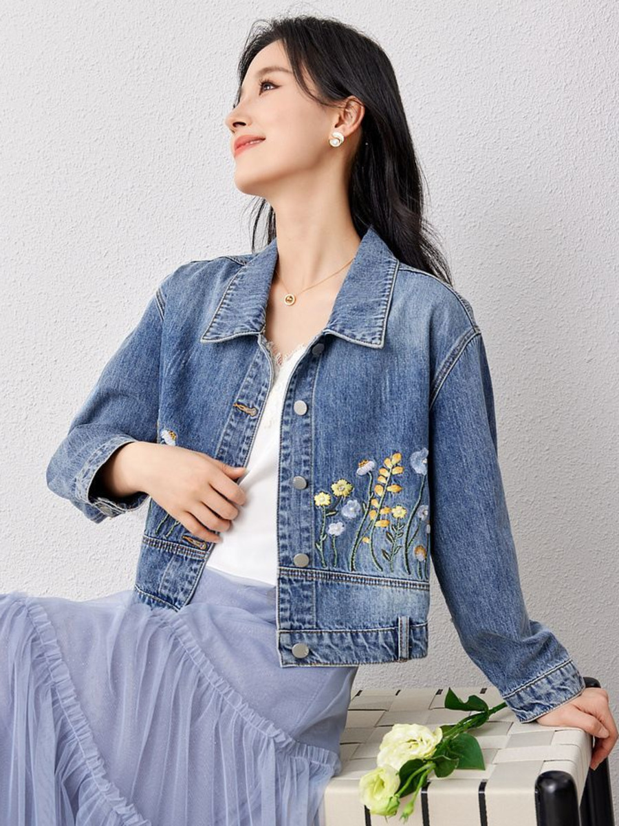 Floral Embroidered Denim Short - Women Fashion Jeans Top recension och pris