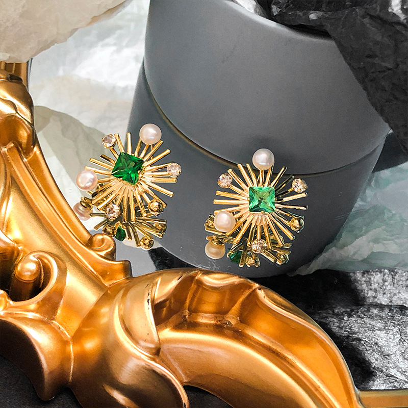 Sunflower Crystal Stud Earring - Women Fashion Nz recension och pris